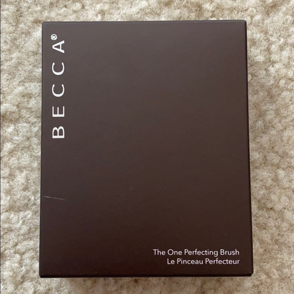 Becca the one perfecting brush brand new